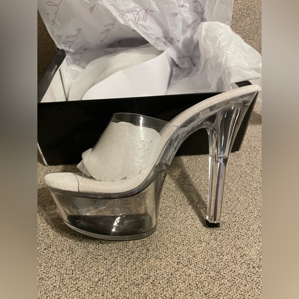Size 8 Ellie Vanity Clear High Heels